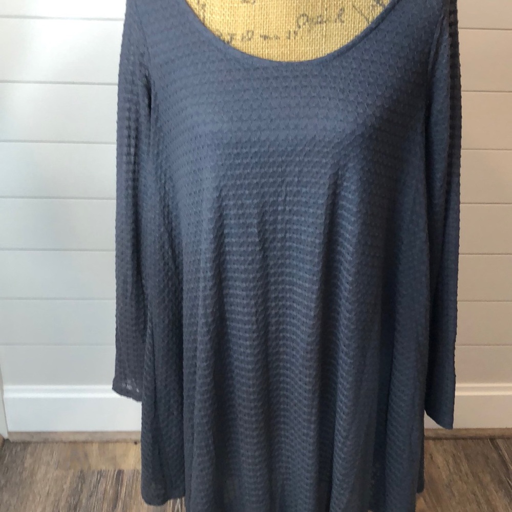🍁Gray long sleeve swing dress from Francescas.